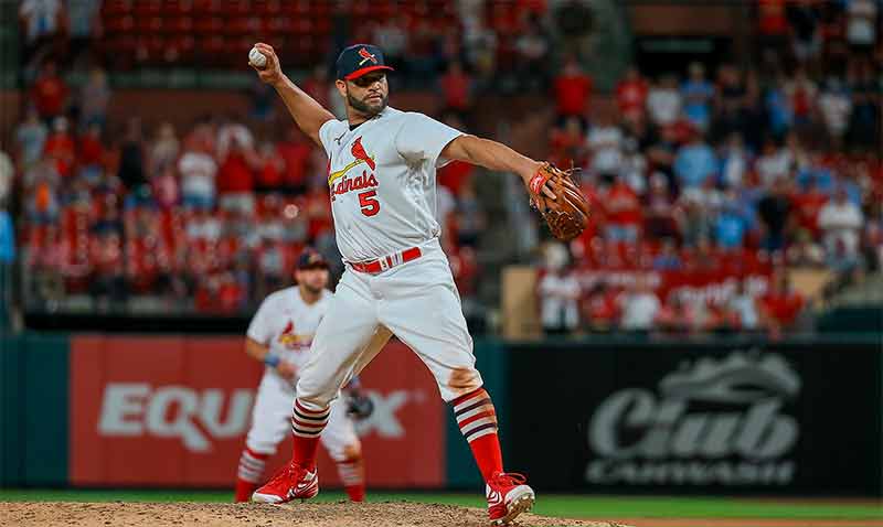 Albert Pujols Debuta Como Pícher Y Permite Dos Jonrones Y Cuatro Carreras Dominicano Ahora